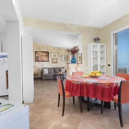 Amore - Casa Priora A Tatil Evi Sorrento